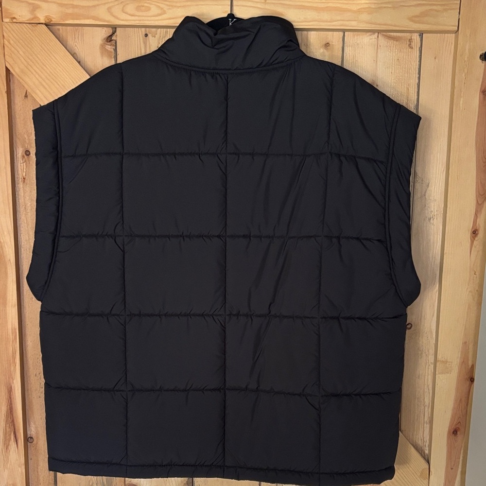 Fabletics Cloud Nine Puffer Vest Black - image 6